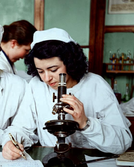 Dr. Shklyarenko and Research Colleague